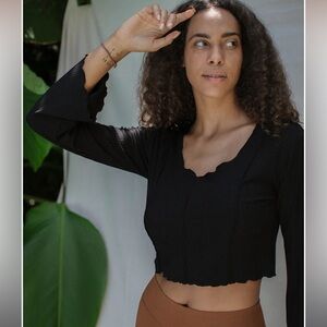 ASANA LONGSLEEVE BLACK